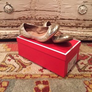 Coach Dalia Met Platinum Flats Size 7